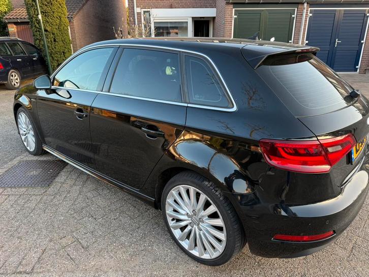 Audi A3 1.4 Tfsi 204pk E-tron Phev S Tronic 2015 Zwart, 2015, Auto's, Audi, A3, ABS, Airbags, Airconditioning, Bluetooth, Boordcomputer