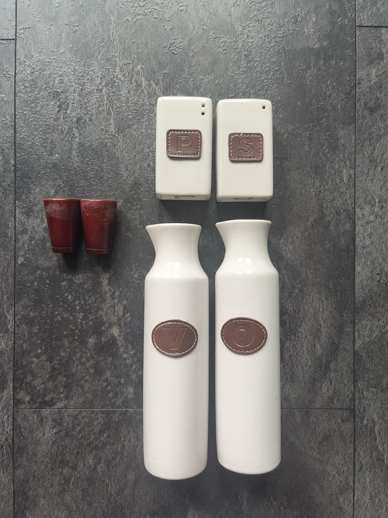 Keukenaccessoires set - olie, azijn, zout en peper set, Ophalen of Verzenden, Zo goed als nieuw