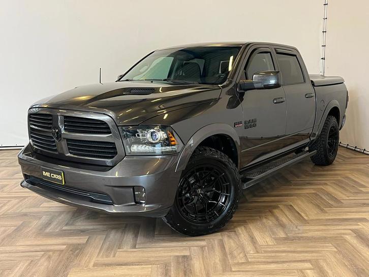 Dodge Ram 1500 5.7 V8 Quad Cab 6'4|LUCHTVERING|SCHUIFDAK|INR, Auto's, Dodge, Bedrijf, Te koop, RAM 1500, 4x4, ABS, Achteruitrijcamera