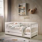 Petit amelie bed met onderlade i.z.g.s., 70 tot 85 cm, 140 tot 160 cm, Zo goed als nieuw, Ophalen