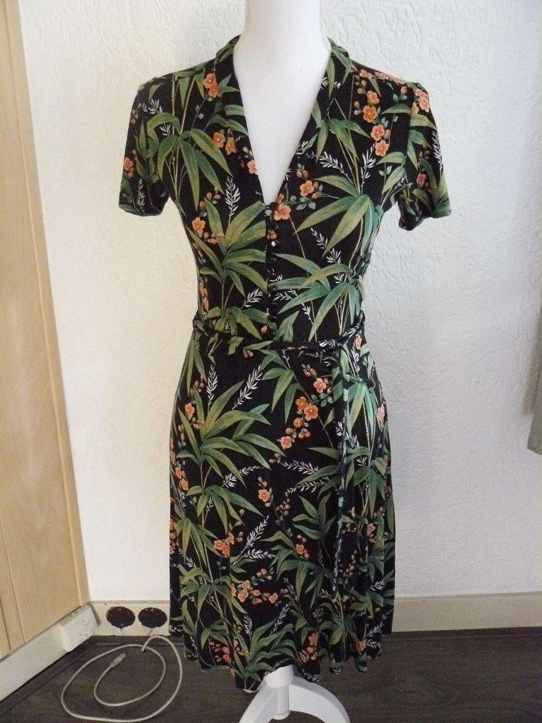 King Louie Emmy Tahiti maat M., Kleding | Dames, Jurken, Maat 38/40 (M), Overige kleuren, Ophalen of Verzenden, Zo goed als nieuw