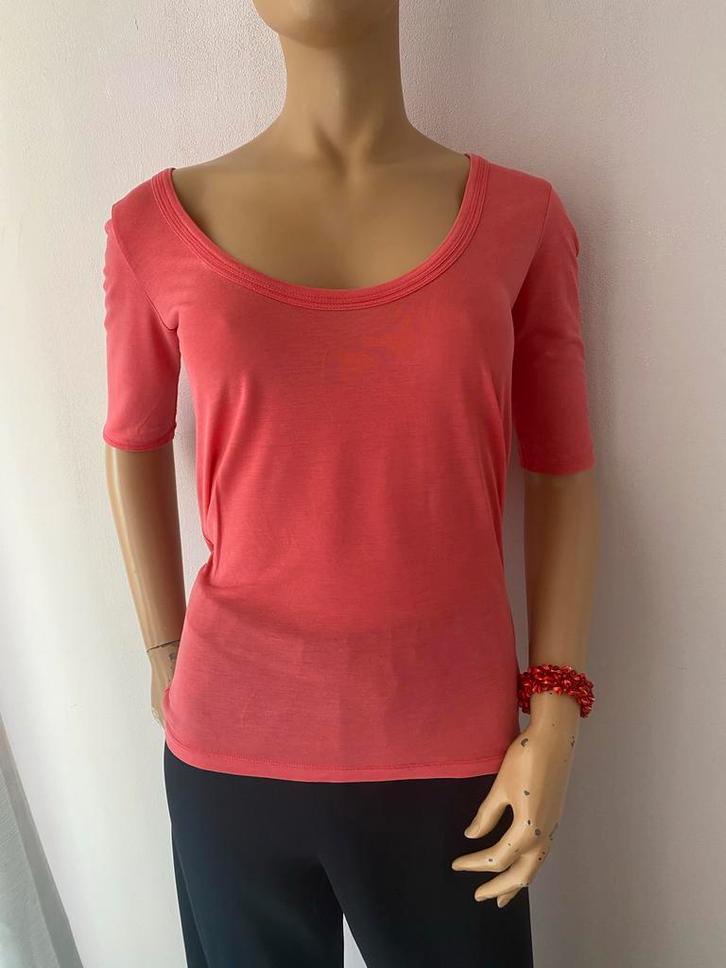 Filippa K Lyocell Top Rood/Roze Maat M, Kleding | Dames, Tops, Zo goed als nieuw, Maat 38/40 (M), Rood, Korte mouw, Ophalen of Verzenden