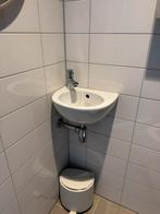 Kleine wastafel voor toilet compleet, Huis en Inrichting, Badkamer | Badkamermeubels, Ophalen, Minder dan 50 cm, Zo goed als nieuw