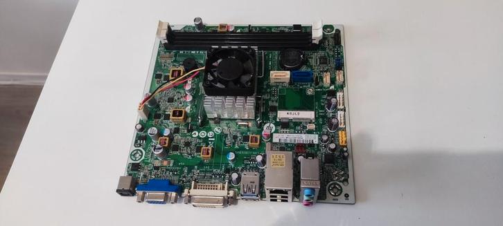 mITX HP mainboard with onboard CPU, Computers en Software, Moederborden, Gebruikt, AMD, DDR3, Ophalen of Verzenden