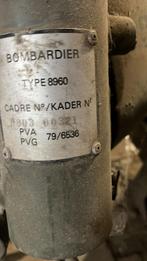 Bombardier Type 8960 Motoronderdelen - Zeldzaam Militair, Ophalen, Gebruikt