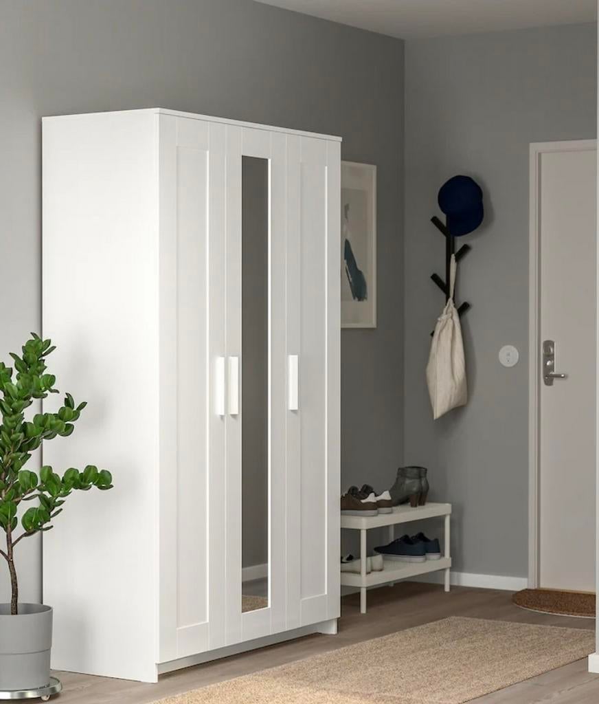 Perfect Ikea Brimnes 3-door wardrobe white with mirror., Ophalen of Verzenden, 25 tot 50 cm, 100 tot 150 cm, 150 tot 200 cm