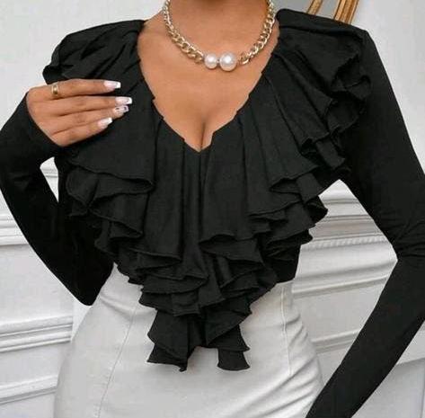 Elegante zwarte top met ruches maat s, Kleding | Dames, Overige Dameskleding, Verzenden, Zo goed als nieuw