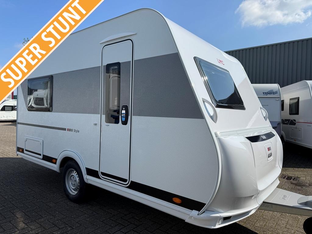 LMC Style 400 F met opklapbaar bed, Caravans en Kamperen, Caravans, Overige typen, Standaardzit, LMC en Münsterland, Tot en met 2
