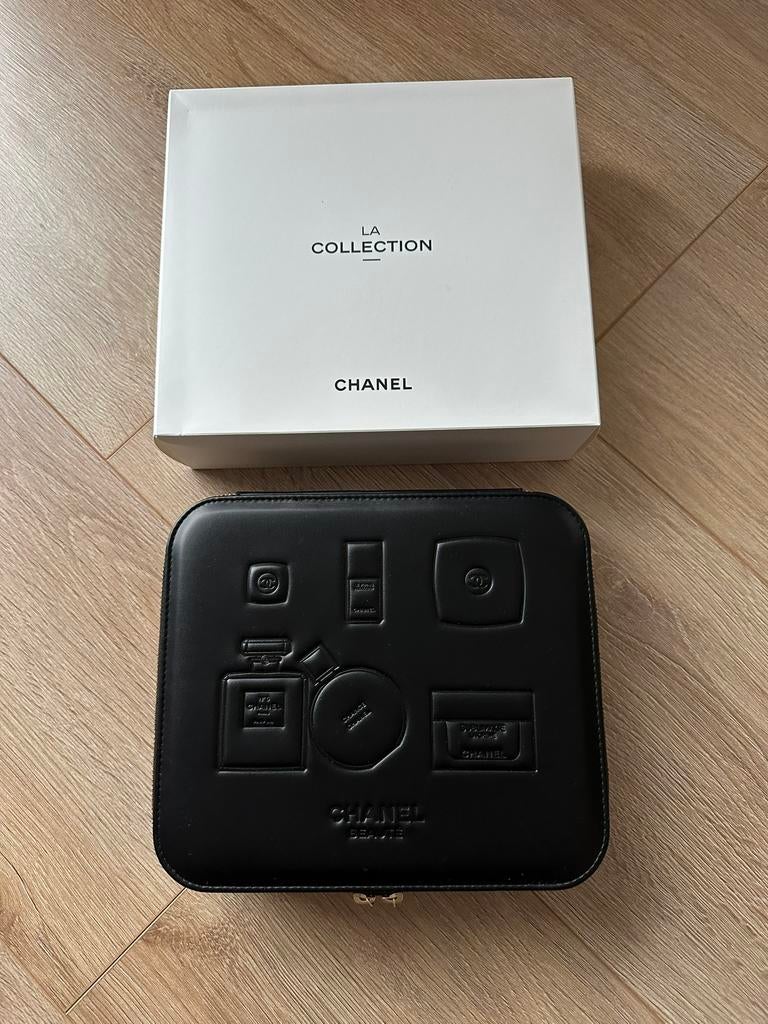 Chanel La Collection Beauty Case Box Opbergbox, Sieraden, Tassen en Uiterlijk, Beautycases, Ophalen of Verzenden, Nieuw, Zwart