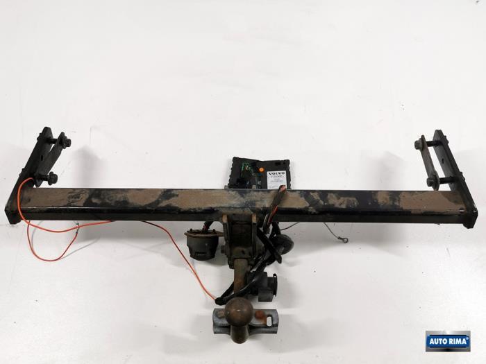 Trekhaak van een Volvo V60, Gebruikt, -, -, Ophalen of Verzenden