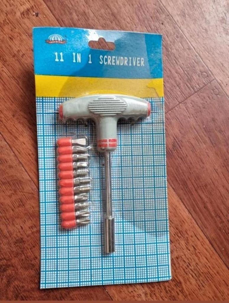 11 in 1 schroevendraaier bieden verpakking is vies, Ophalen of Verzenden