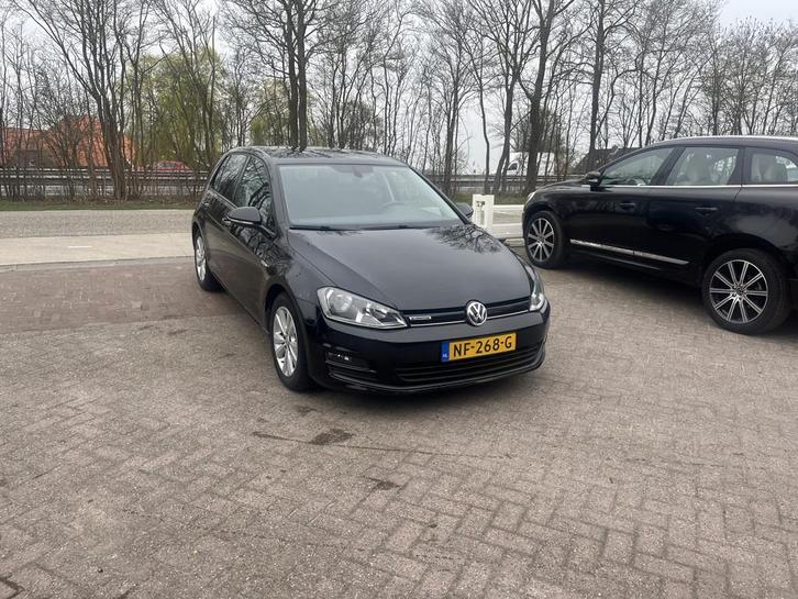 Volkswagen Golf 1.0 TSI Connected Series CAMERA CARPLAY NAVI, Auto's, Volkswagen, Bedrijf, Te koop, Golf, ABS, Achteruitrijcamera