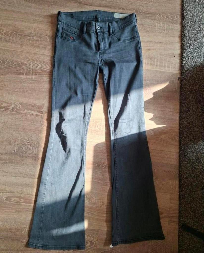 Maat 30/32. Diesel spijkerbroek, Kleding | Heren, Spijkerbroeken en Jeans, Ophalen of Verzenden, Zo goed als nieuw, Blauw