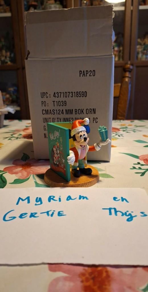 Disney Mickey Mouse kerstboek ornament, Ophalen of Verzenden, Mickey Mouse, Zo goed als nieuw, Beeldje of Figuurtje