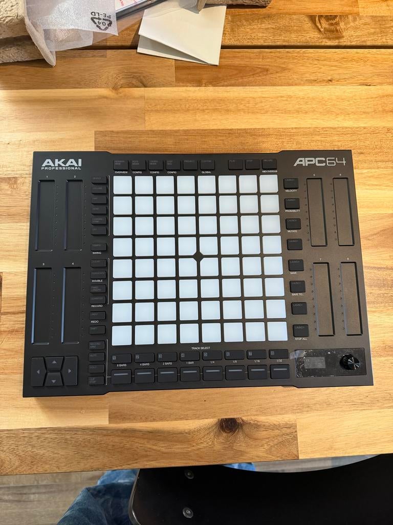 Akai APC64 MIDI Controller - Nieuw in Doos, Ophalen of Verzenden, Nieuw