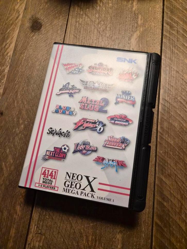 Neo Geo X Mega Pack Volume 1 - 15 klassieke games, Spelcomputers en Games, Games | Overige, Zo goed als nieuw, 1 speler, Vanaf 3 jaar