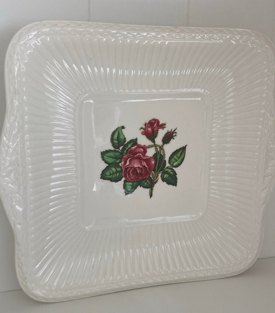 Wedgwood Moss Rose bonbon koekjes vierkante schaal, Ophalen of Verzenden, Wedgwood, Porselein, Schaal of Schalen