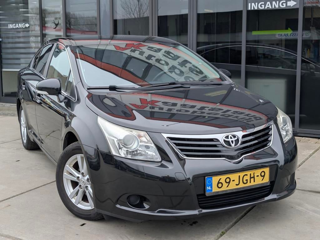 Toyota Avensis 1.8 VVTi Comfort - Clima - apk t/m 03-12-26, Auto's, Toyota, Voorwielaandrijving, 1345 kg, Zwart, 4 cilinders