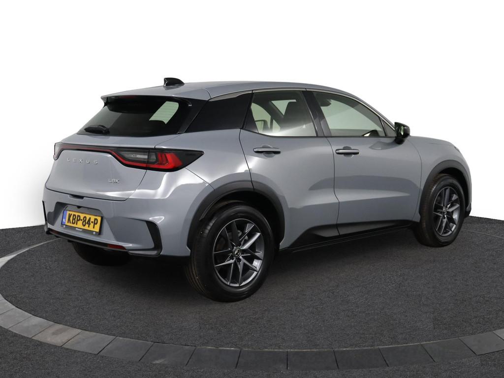Lexus LBX Business Line 2WD | Parkeersensoren | Apple Carpla, Auto's, Lexus, 12 maanden, Gebruikt, 1490 cc, Bedrijf