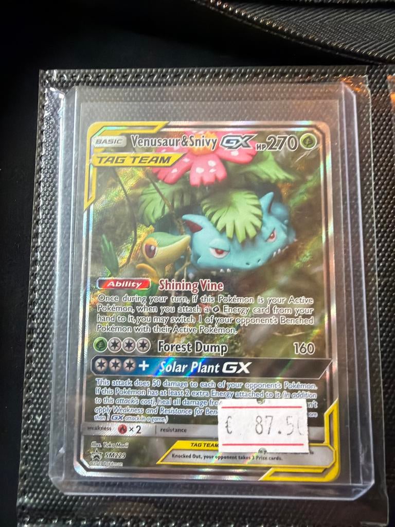 Pokémon Kaart Venusaur & Snivy GX TAG TEAM SM229, Ophalen of Verzenden, Zo goed als nieuw, Losse kaart, Foil