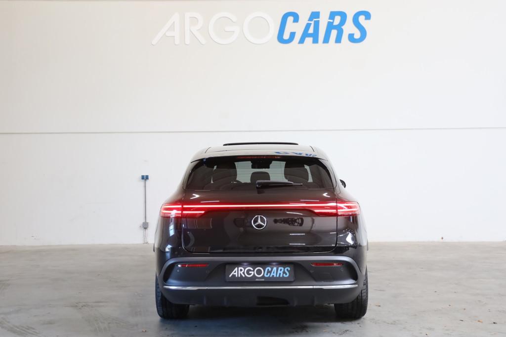 Mercedes-Benz EQC 400 4MATIC AMG 80 kWh NAP HEAD-UP 360 Came, Auto's, Zwart, 2395 kg, 80 kWh, 1333 min