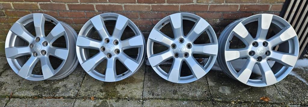 Mitsubishi Outlander velgen 16 inch, Ophalen