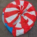 Kinder circus tentje, Ophalen