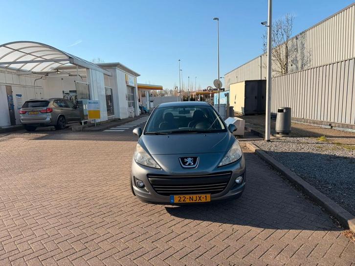 Peugeot 207 1.4 VTI 16V 5DRS 2010 Grijs NEUW APK, Auto's, Peugeot, Particulier, Airconditioning, Bluetooth, Centrale vergrendeling