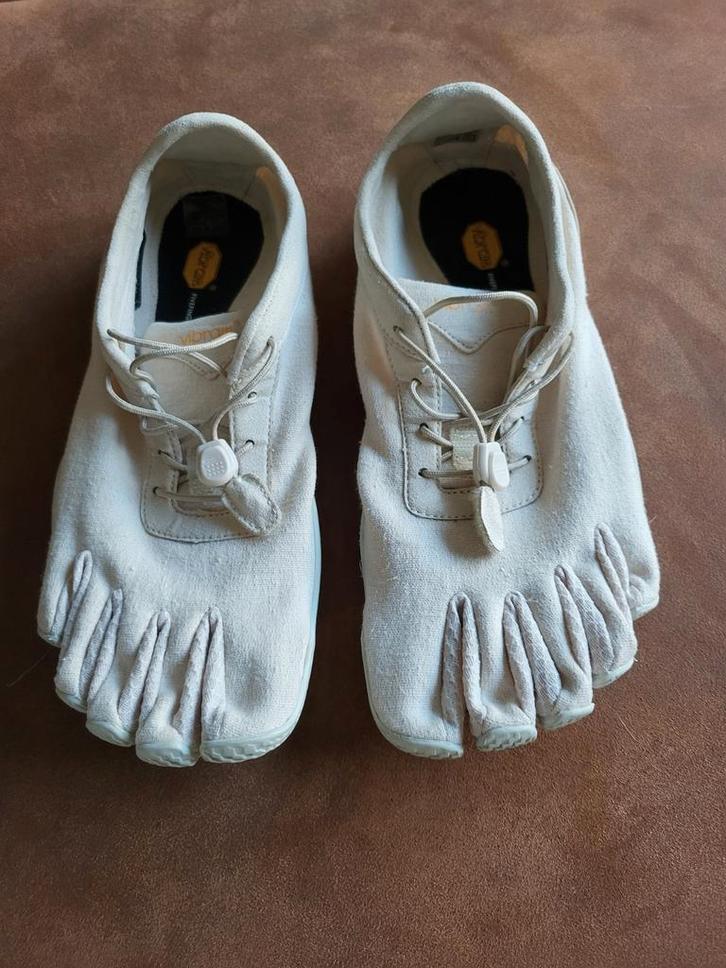 Te koop. Five fingers barefoot. M 41, Kleding | Dames, Schoenen, Zo goed als nieuw, Sneakers of Gympen, Zwart, Ophalen of Verzenden