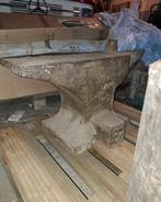 Antiek aambeeld, Ophalen