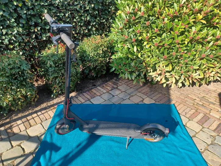 STEP electrisch Mi Pro 2 (Xiaomi), Fietsen en Brommers, Steps, Zo goed als nieuw, Elektrische step (E-scooter), Ophalen