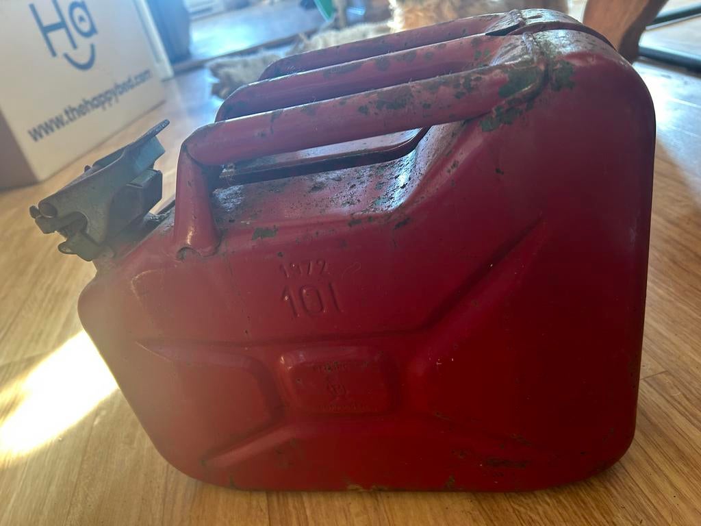 Rode jerrycan, Ophalen of Verzenden