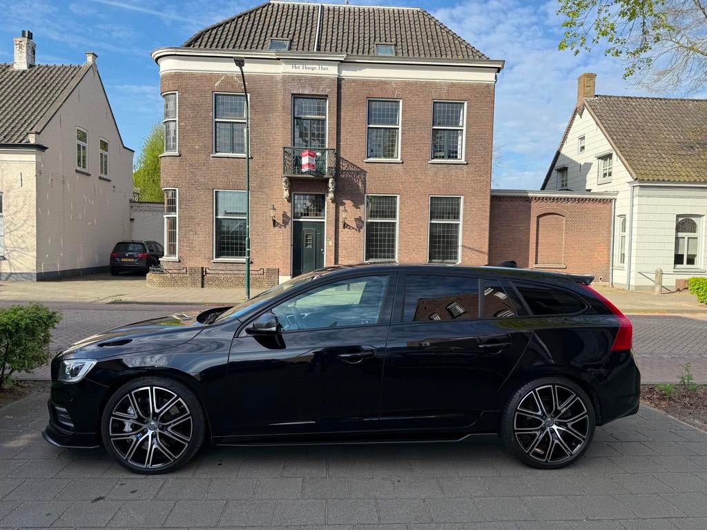 Volvo V60 2.0 T6 AWD Polestar UNIEK ENIGE TE KOOP IN NL ENGI, Auto's, Automaat, Gebruikt, 4 cilinders, Zwart