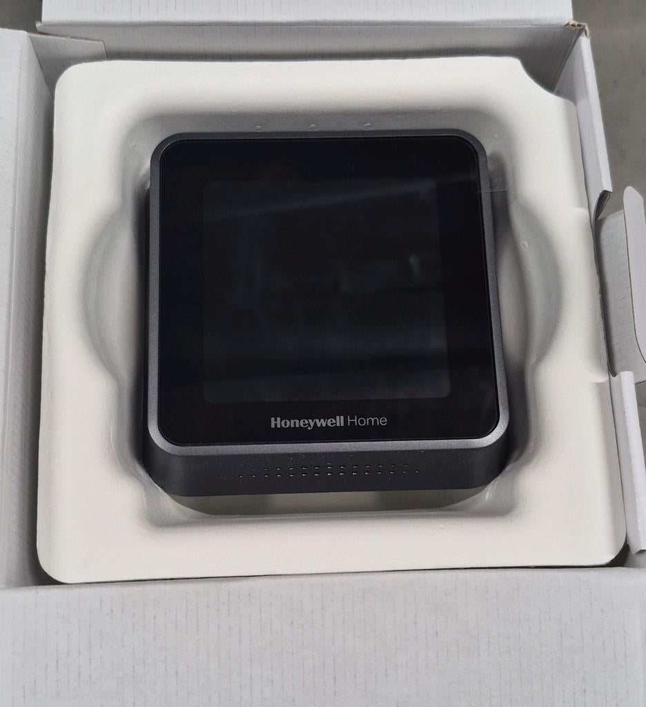 Honeywell Home Digitale WIFI Thermostaat T6 Zwart, Doe-het-zelf en Verbouw, Verwarming en Radiatoren, Thermostaat, Minder dan 30 cm