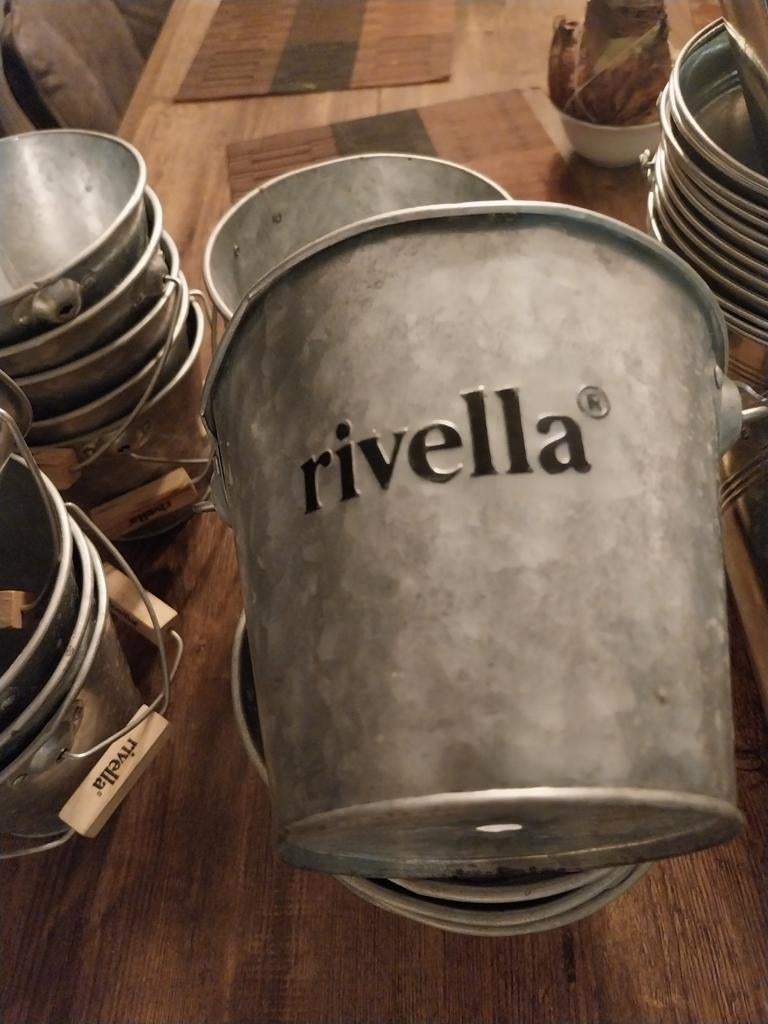 Rivella emmers, Ophalen of Verzenden, Nieuw, Pot, Bus of Blik