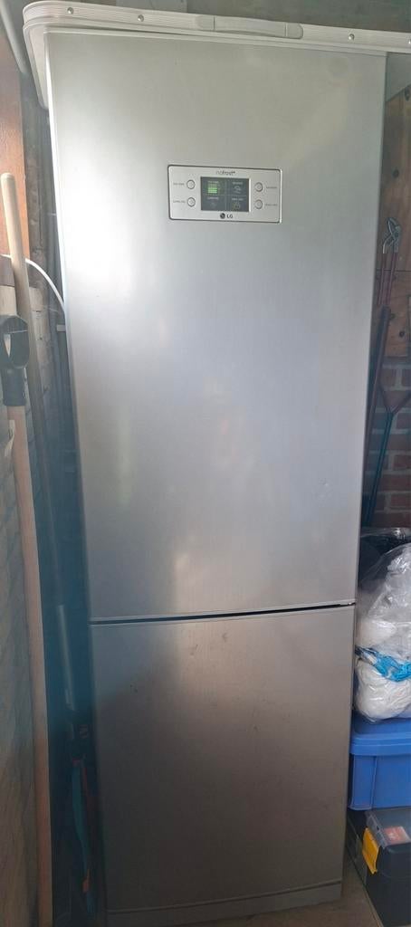 LG koelkast, Witgoed en Apparatuur, Koelkasten en IJskasten, Ophalen, Gebruikt, 200 liter of meer, Met aparte vriezer