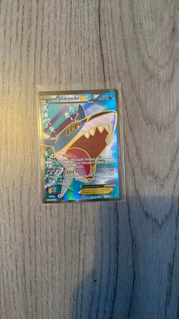 Sharpedo mooi pokemon kaart, Ophalen of Verzenden, Zo goed als nieuw