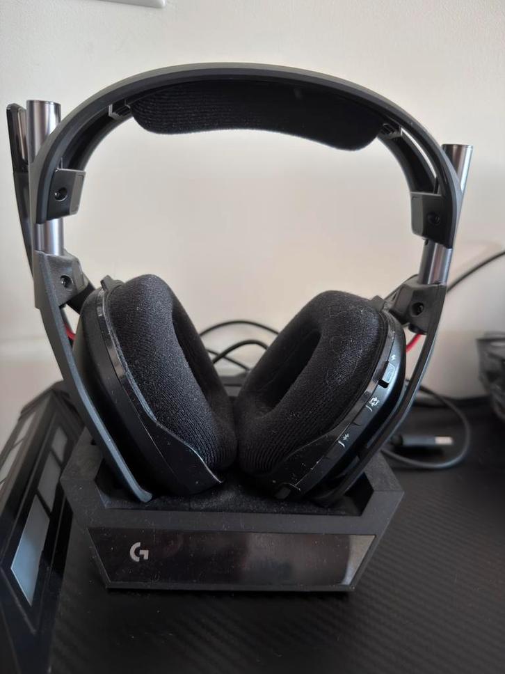 Logitech G Astro A50 Gaming Headset - Zo goed als nieuw, Computers en Software, Headsets, Zo goed als nieuw, Over-ear, Draadloos