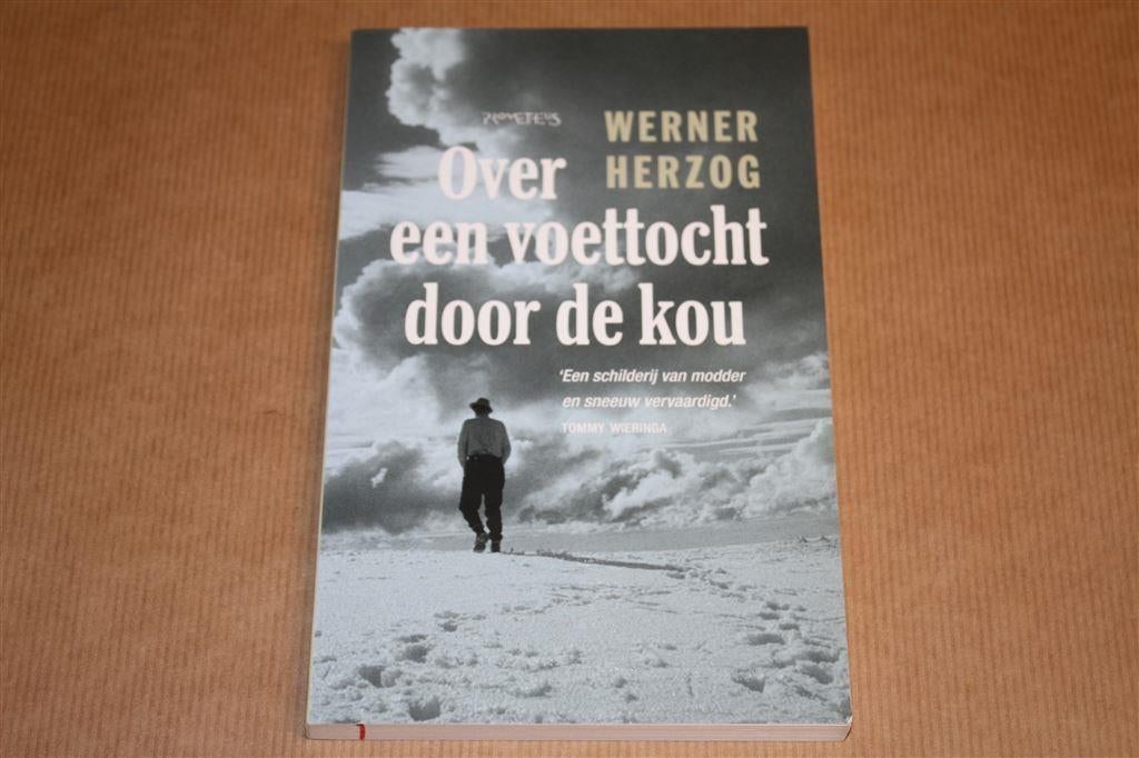 Over een voettocht door de kou - Werner Herzog, Ophalen of Verzenden, Zo goed als nieuw