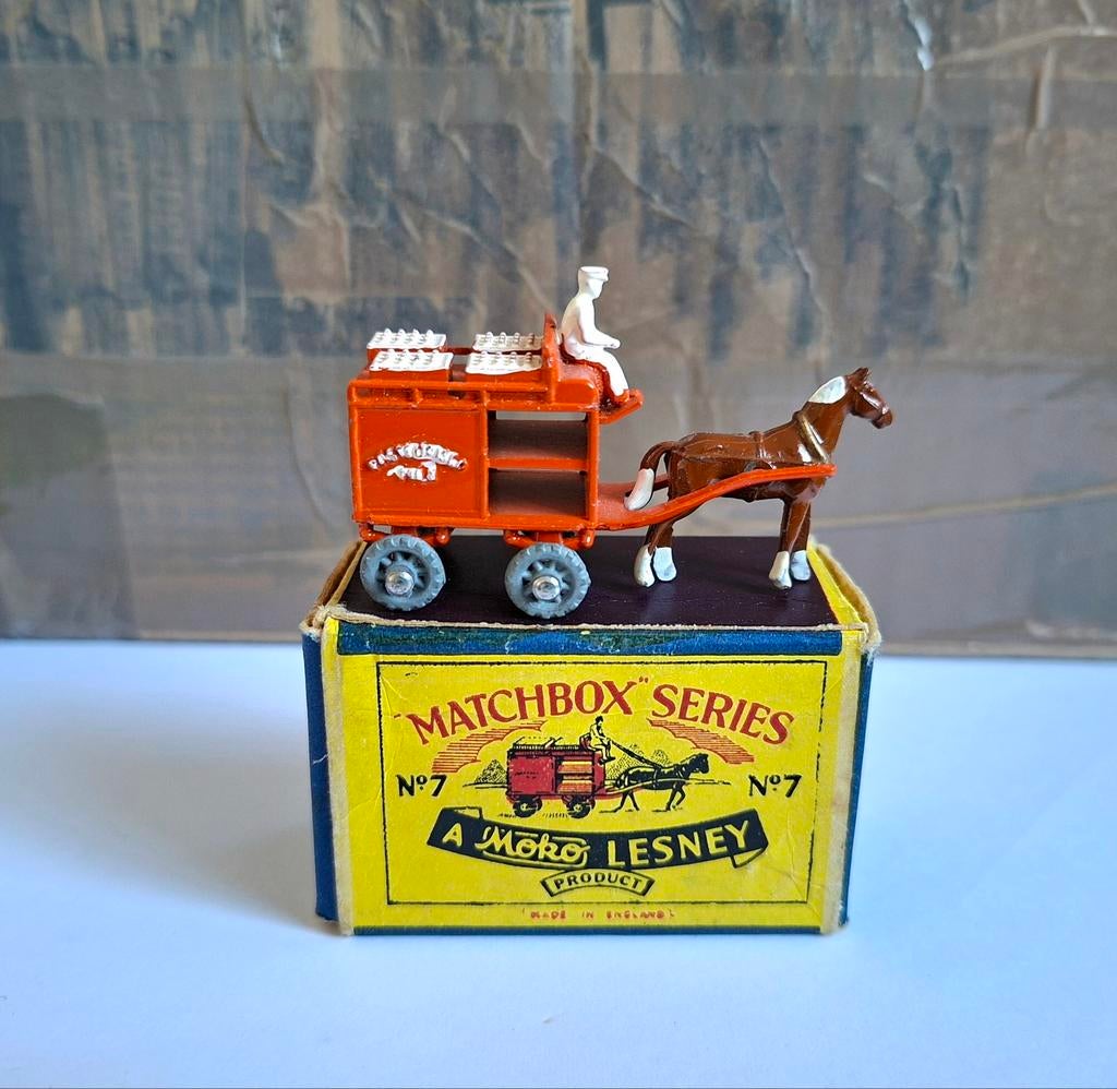 Matchbox 7 A horse drawn milk float,  A schript box, Ophalen of Verzenden, Zo goed als nieuw, Bus of Vrachtwagen, Matchbox