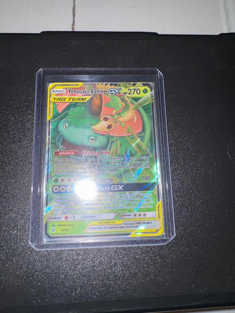 Venusaur & Snivy GX – 1/236 (Cosmic Eclipse), Ophalen of Verzenden, Gebruikt, Losse kaart, Foil