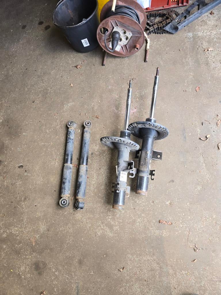 Schok breker zet vw transporter, Ophalen