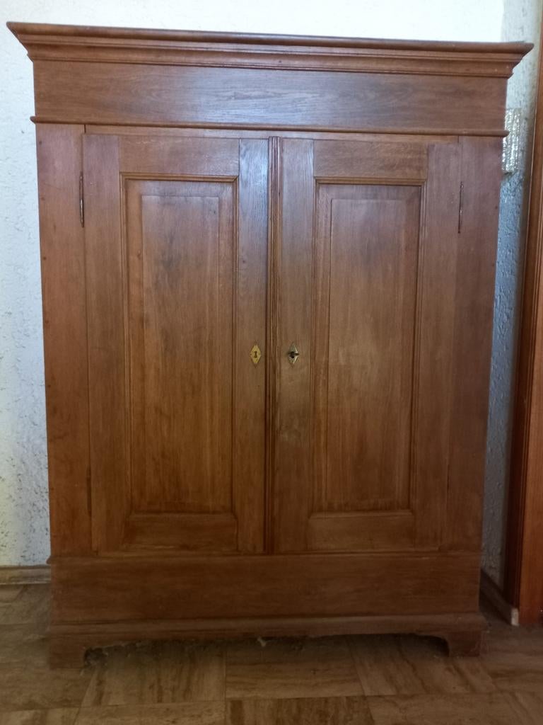 Mooie antieke eiken kast, Ophalen