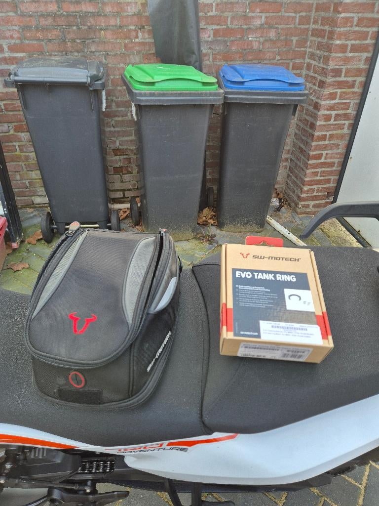 Sw-motech tank tas met ring, Ophalen, Zo goed als nieuw