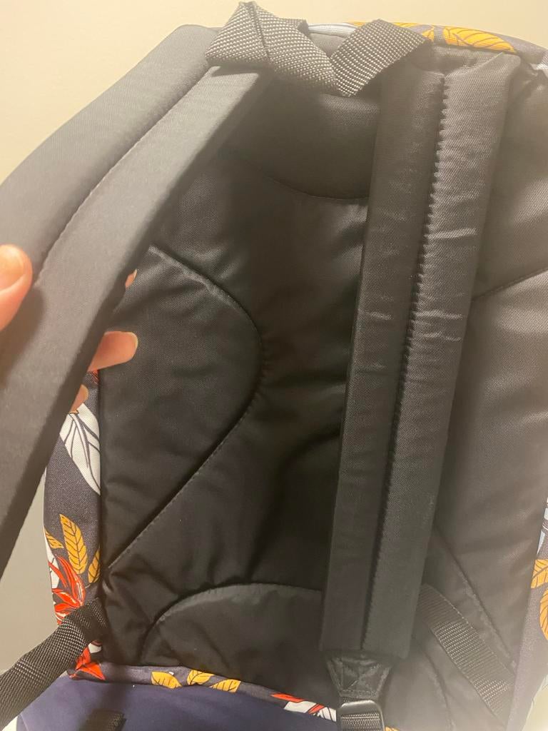 Eastpak rugzak met bloemenprint, Gebruikt, 25 tot 40 cm, Ophalen of Verzenden, Waterdicht