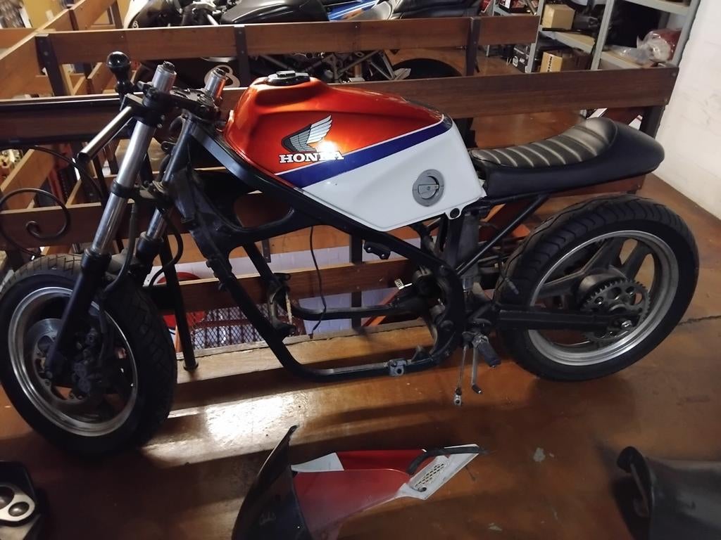 Honda VF700F Interceptor Onderdelen vf 700 frame tank motor, Motoren, Ophalen of Verzenden, Gebruikt