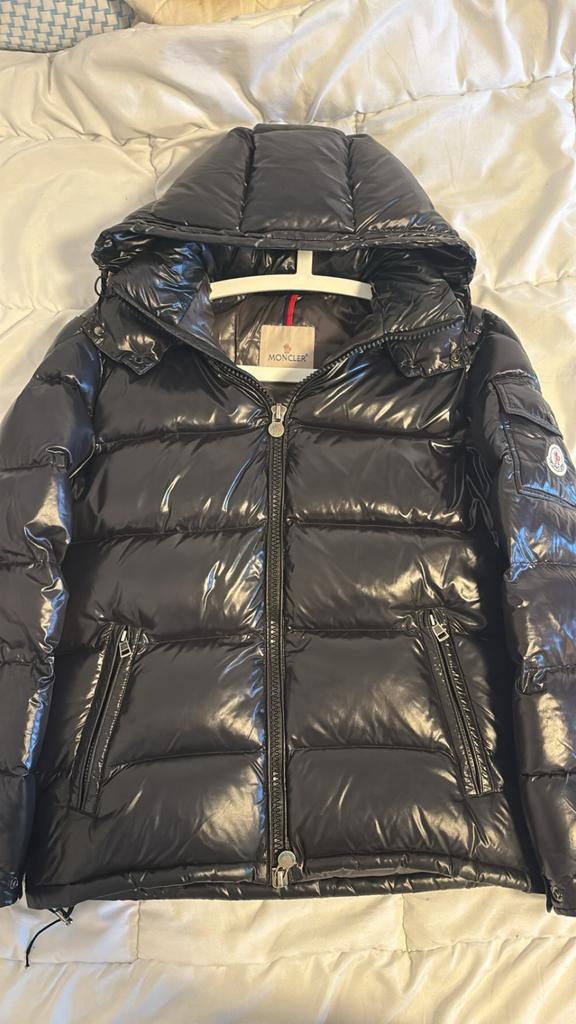 Moncler maya jas, Ophalen, Zo goed als nieuw, Zwart