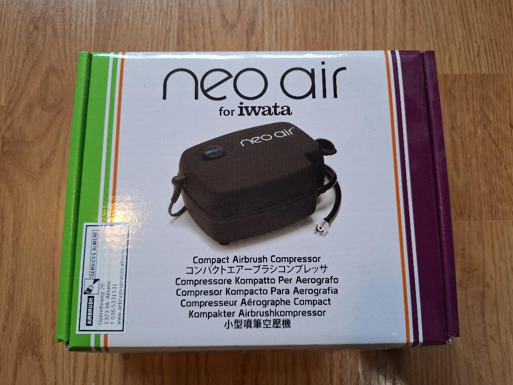 Neo Air compacte airbrush compressor, Verzenden, Gebruikt, Groter dan 1:32