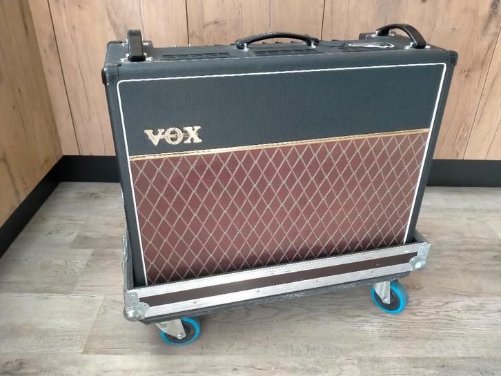Vox AC30 C2X Blue Bulldog + flightcase, Muziek en Instrumenten, Versterkers | Bas en Gitaar, Zo goed als nieuw, Gitaar, Minder dan 50 watt