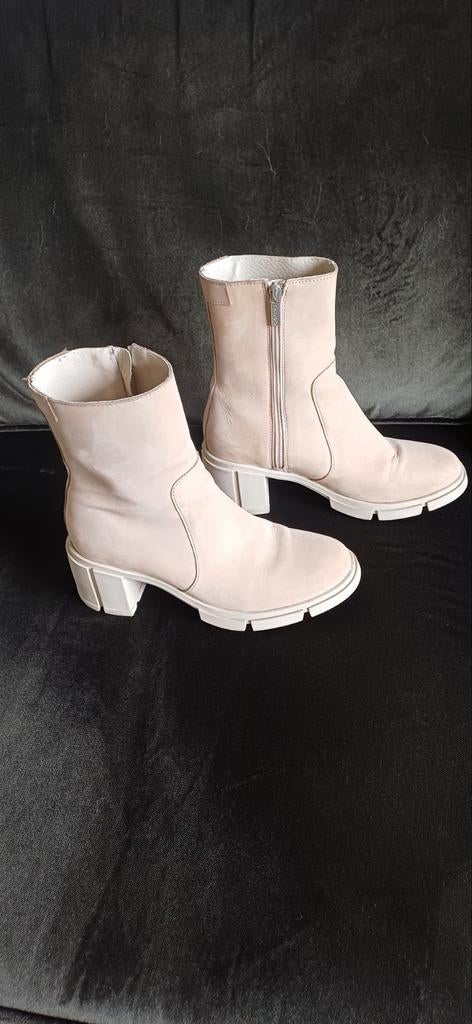 Tango enkellaars/ boots, Ophalen of Verzenden, Zo goed als nieuw, Beige